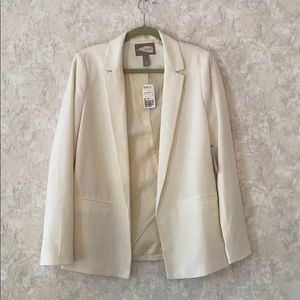 White/Cream Blazer